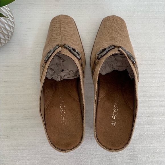 Aerosoles Cinch Worm Tan Snakeskin Heeled Mules Woman’s 8M - Picture 9 of 12